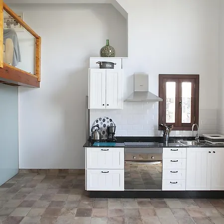 Caserio Leandro Iv Villa