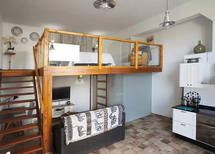 Caserio Leandro Iv * Tias