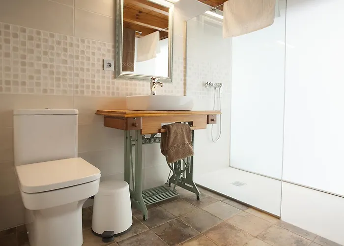 Caserio Leandro Iv Tias